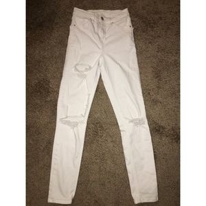 White Jamie Moto jeans!